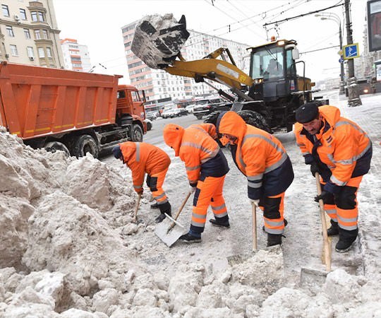 Уборка снега в Когалыме и  Ханты-Мансийском автономном округе - Югре