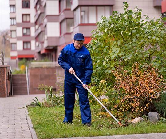 Уборка территории в Когалыме и  Ханты-Мансийском автономном округе - Югре